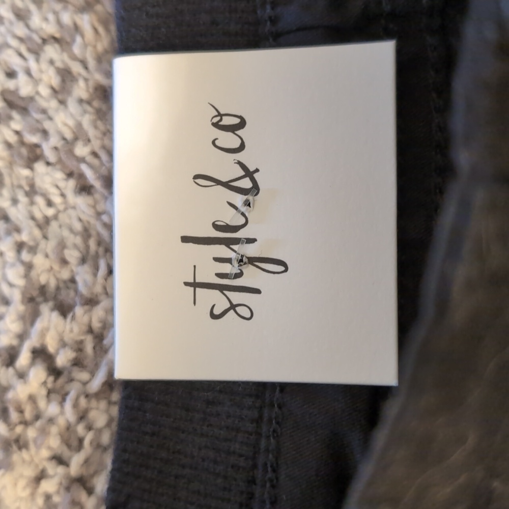 Style & Co. Women's Cargo Shorts - Picture 4 of 6